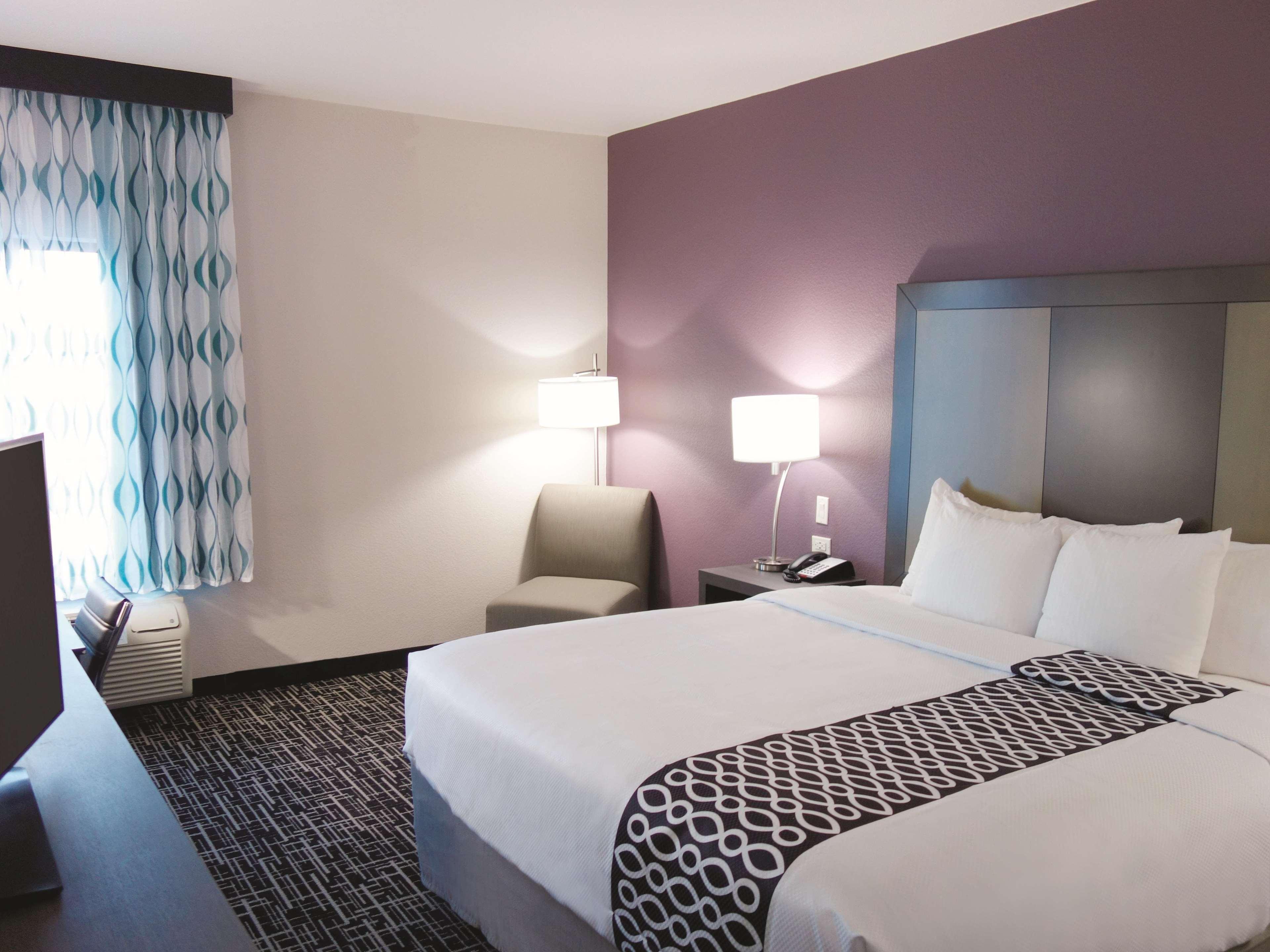 Hotel La Quinta By Wyndham Pampa Esterno foto