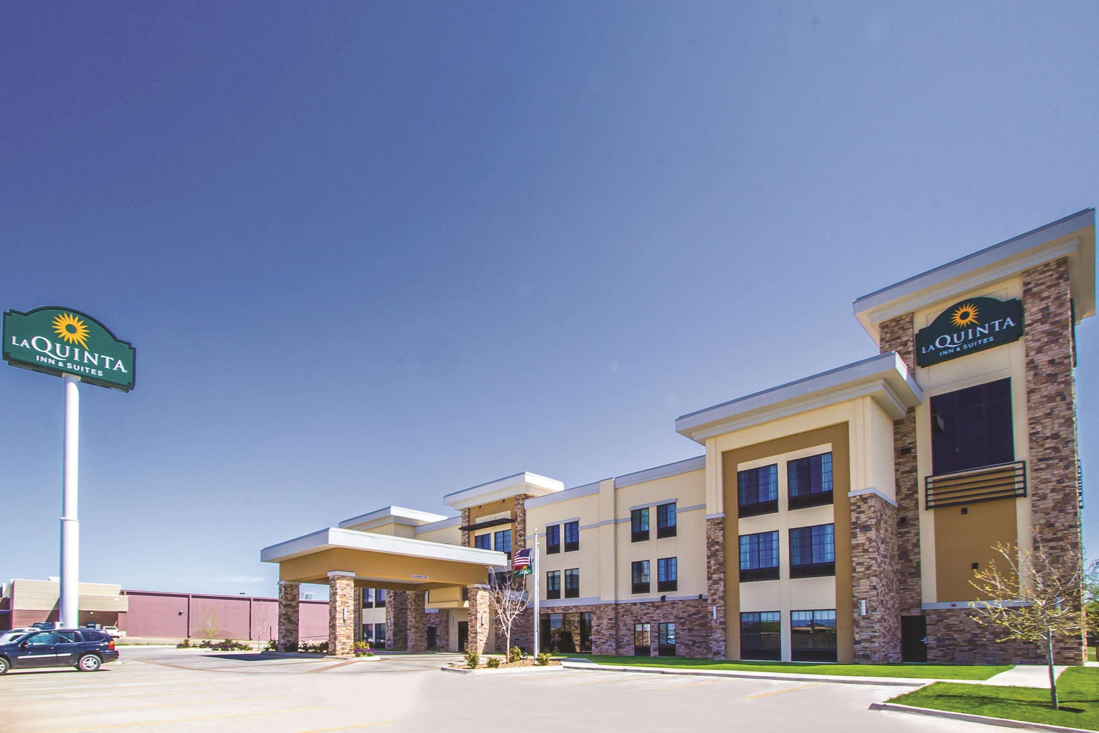 Hotel La Quinta By Wyndham Pampa Esterno foto