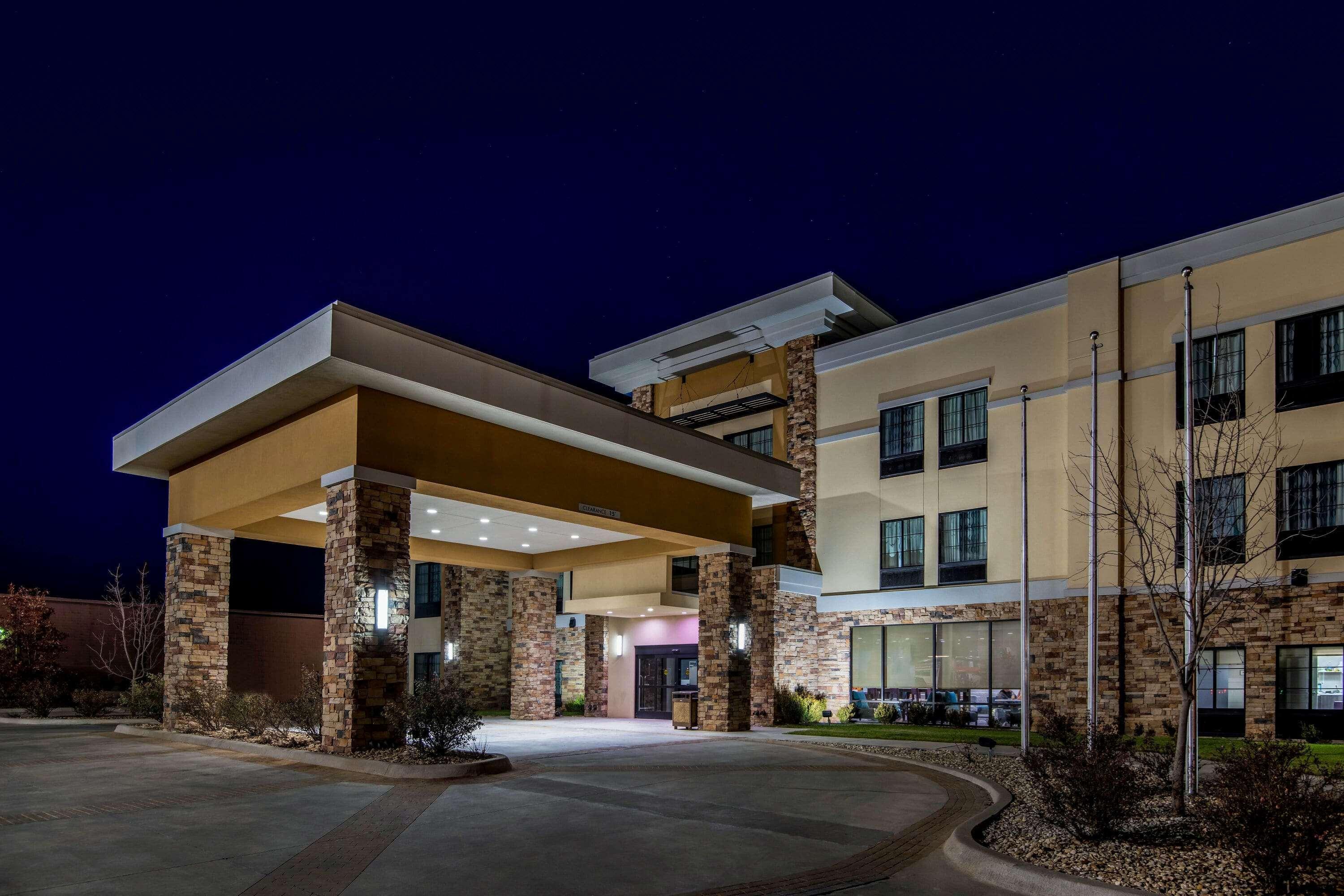 Hotel La Quinta By Wyndham Pampa Esterno foto